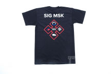 Черные футболки с логотипом «SIG MSK»