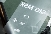 Черные футболки с логотипом «SIG MSK»